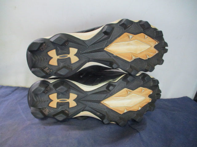 Load image into Gallery viewer, Used Under Armour Renegade Cleats Youth Size 2.5
