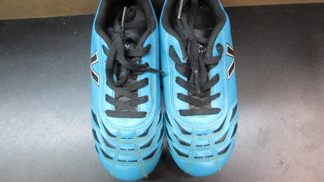 Load image into Gallery viewer, Used Victor Sierra Soccer Cleats - Size 13T
