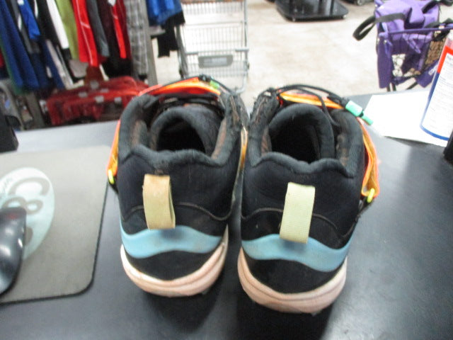 Load image into Gallery viewer, Used New Balance Metal Cleats Size 11 - Has Wear

