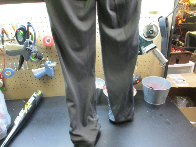 Load image into Gallery viewer, Used Champro Open Bottom Baseball Pants - Size Youth Large
