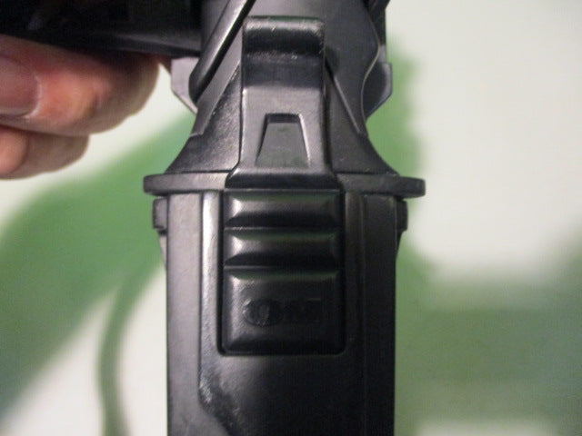 Load image into Gallery viewer, Used OM Scuba DIVE KNIFE 5&quot; Blade
