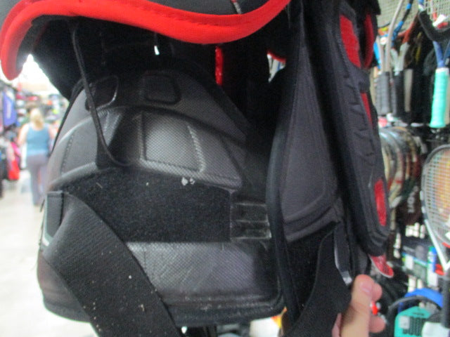 Load image into Gallery viewer, Used CCM U-Foam U+ Hockey Shoulder Pads Sr
