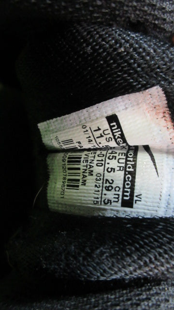Load image into Gallery viewer, Used Nike Vapor Shark Football Cleats - Size 11.5
