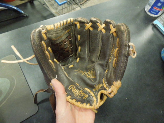 Used rawlings Highlight 11" RHT Baseball/Softball Glove