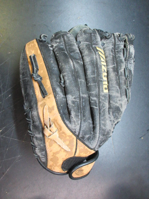 Load image into Gallery viewer, Used Mizuno Ball Park Professional Model 12" Glove - RHT
