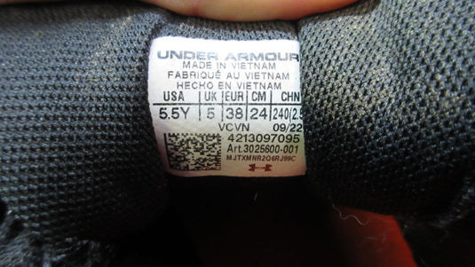 Used Under Armour Leadoff Baseball Cleats - Size Youth 5.5