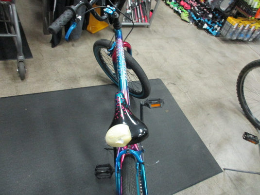 Used Genesis Illusion 20" Kids Bike (Rip In Seat )