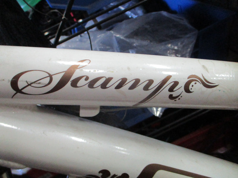 Load image into Gallery viewer, Used GT Scamp 24" 21 Speed Mountain Bike
