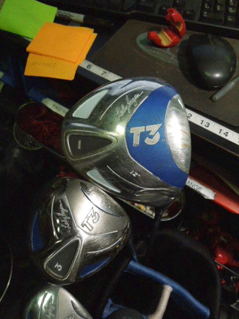 Load image into Gallery viewer, Used Walter Hagen T3 Lady Hagen 8pc Right Hand Golf Club Set 7-9 i, 4-6h, 3w, 1d
