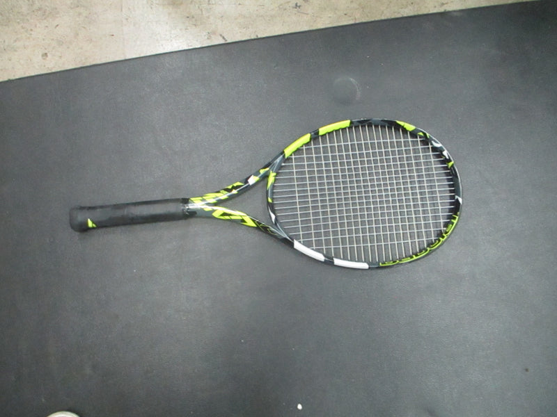Load image into Gallery viewer, Used Babolat Pure Aero 27&quot; Tennis Racquet
