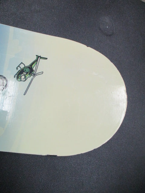 Load image into Gallery viewer, Used Flow Micro Mini 110Cm SnowBoard W/ Flow Bindings
