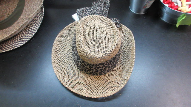 Load image into Gallery viewer, Scala Straw Cheeta Print Sun Hat
