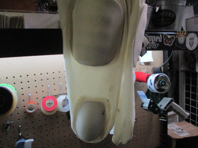 Load image into Gallery viewer, Used Under Armour Integrated Pads Football Pants - Size Small
