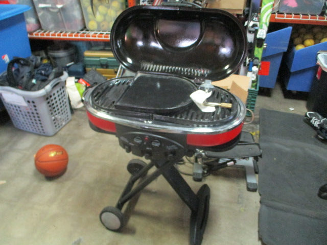 Load image into Gallery viewer, Used Coleman Road Trip Stand Up Propane Grill
