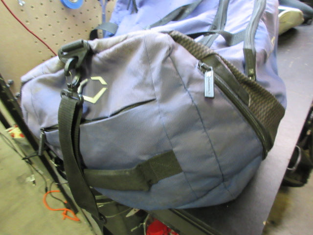 Load image into Gallery viewer, Used EvoShield Duffle Bag
