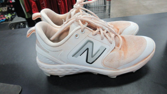 Used New Balance 3000 Size 8.5 Baseball Cleats