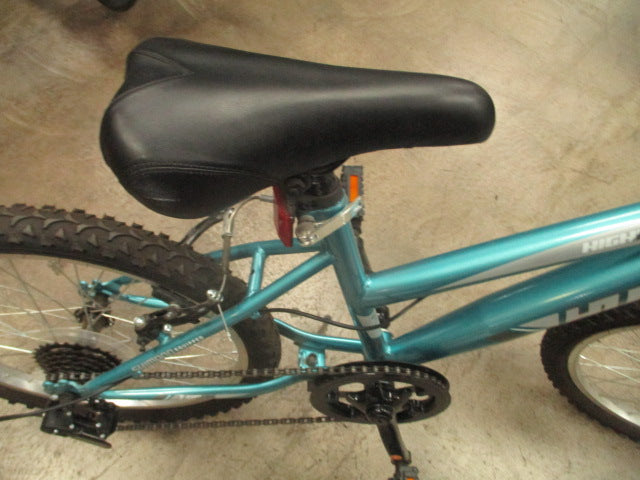 Load image into Gallery viewer, Used Huffy Highland 20" 7 Speed Bike
