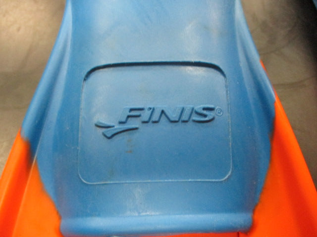 Load image into Gallery viewer, Used Fins Long Floating Size XXS Swim Fins
