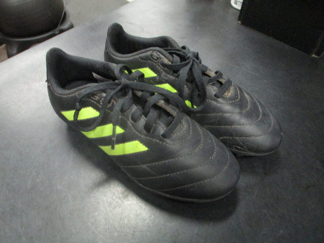 Load image into Gallery viewer, Used Adidas Three Stripe Soccer Cleats Size 2
