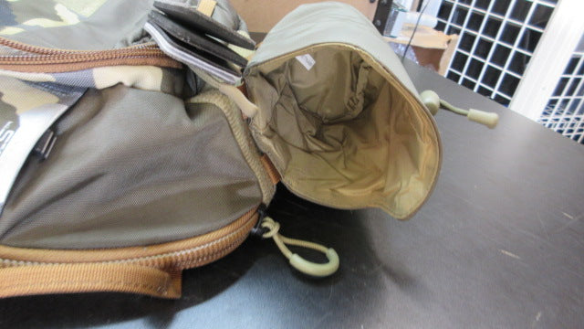 Load image into Gallery viewer, Used Umpqua Steamboat ZS Sling Bag
