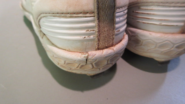 Load image into Gallery viewer, Used New Balance Fresh Foam X 3000 V6 Adult Metal Baseball Cleats
