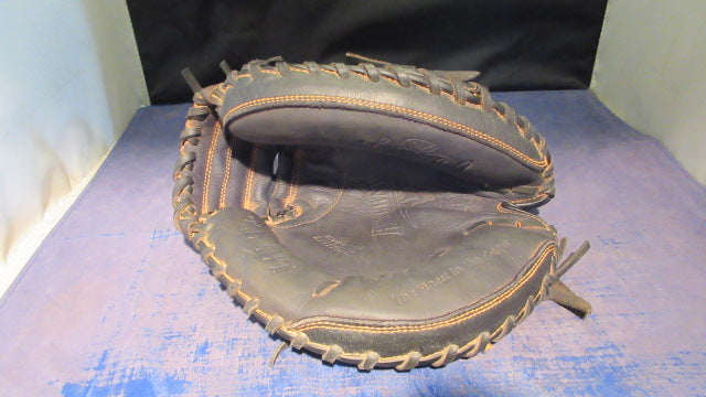 Load image into Gallery viewer, Used Rawlings Renegade 31.5&quot; Catcher&#39;s Glove / Mitt - LHT
