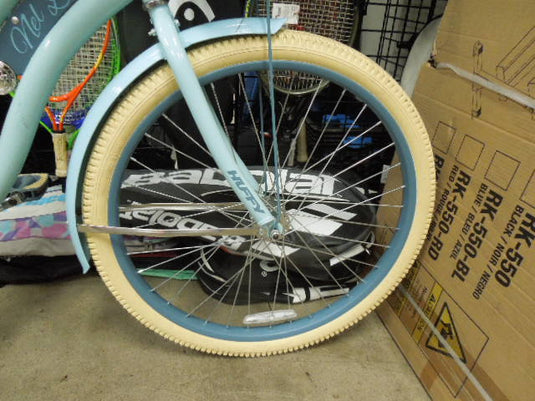 Used Huffy Nel Lusso 26" Beach Cruiser With Basket and Cup Holder