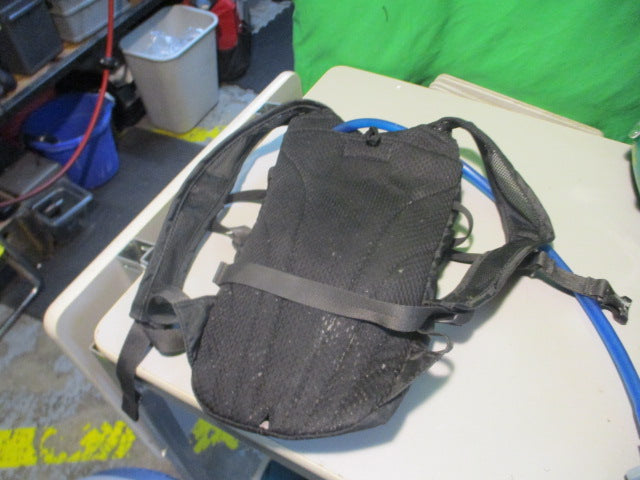 Load image into Gallery viewer, Used Camelbak 1.5L Backpack
