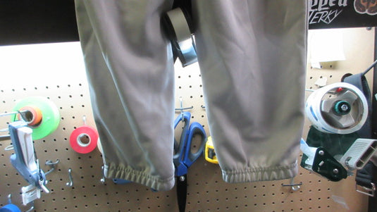 Used Mizuno Softball Pants - Size Youth Medium