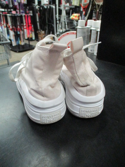 Load image into Gallery viewer, Used Converse hi-top kids shoes size 4

