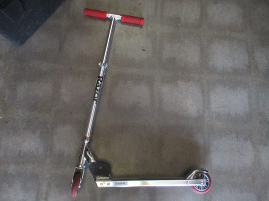 Used Razor Classic  Foldable Kids Scooter in Red