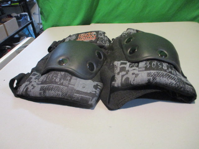 Load image into Gallery viewer, Used Tony Hawk Huck Jam Series Adult Skating Elbow Pads
