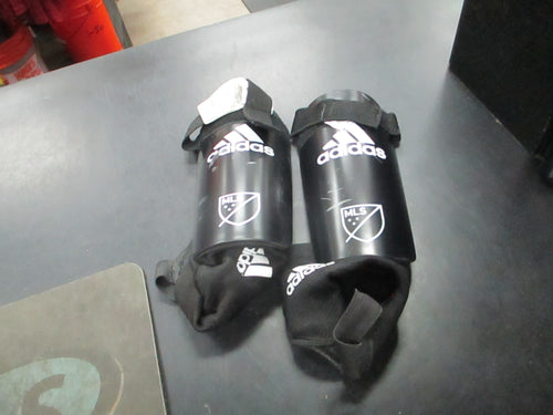 Used Adidas MLS Youth Large Soccer Shin Guards