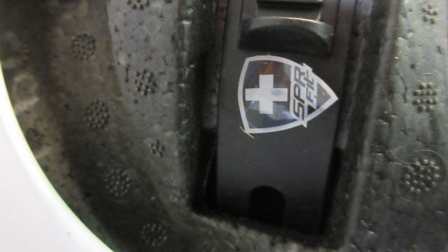 Load image into Gallery viewer, Used Cascade CPVR Lacrosse Helmet w/ Chin Strap Size Small/Medium

