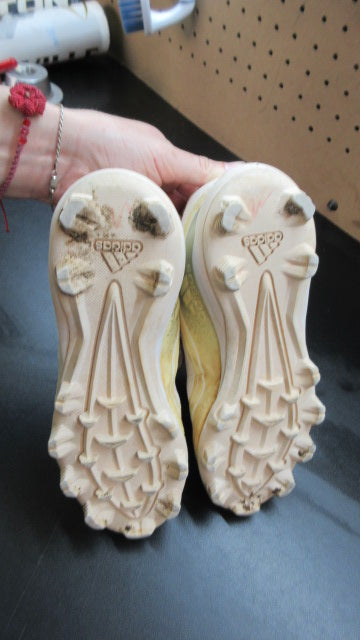 Load image into Gallery viewer, Used Adidas Icon Baseball Cleats - Size 1
