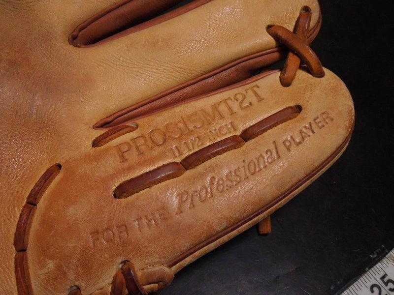 Load image into Gallery viewer, Used Rawlings Pro Pref. PROS15MT2T 11.5" RHT Glove
