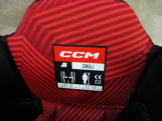 Load image into Gallery viewer, Used CCM Next Junior Small Hockey Breezers
