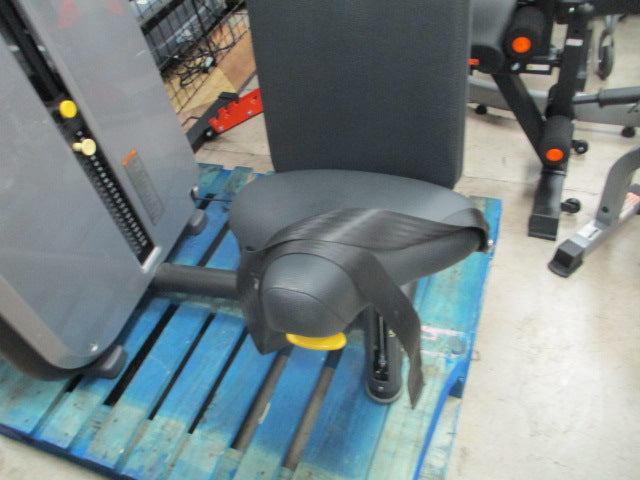 Load image into Gallery viewer, Used TechnoGym Vertical Traction Lat Machine 220lb Stack
