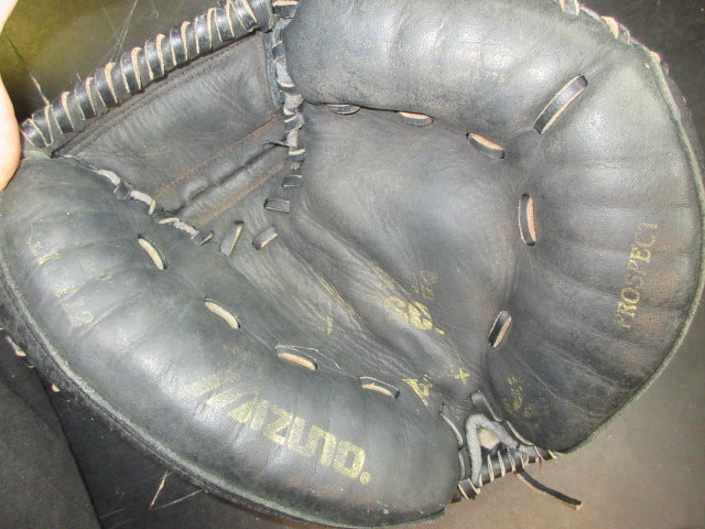 Load image into Gallery viewer, Used Mizuno Power Close Prospect Series 11" Catchers Glove - RHT
