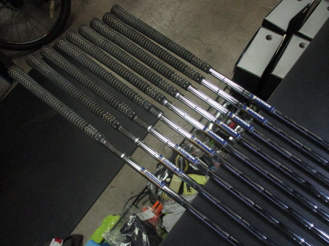 Load image into Gallery viewer, Vintage Sounder Steel Right Hand 9pc Iron Set 2-9i and Pw
