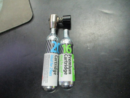 Used Elite CO2 Inflator for Bikes Tire includes 20 and 16 gram cartridges