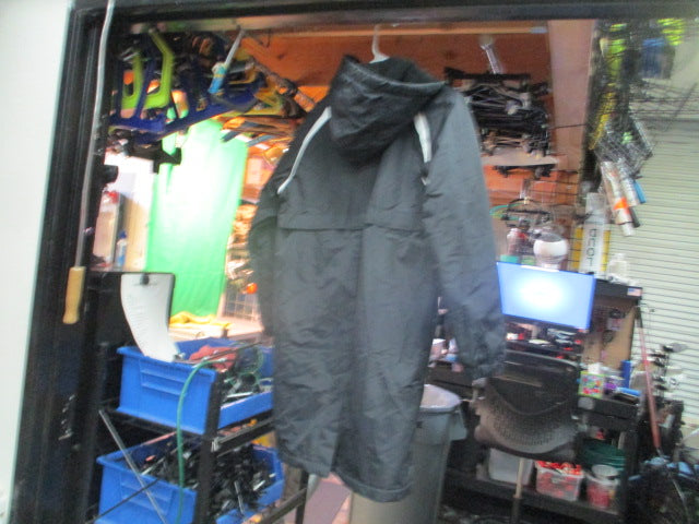 Load image into Gallery viewer, Used Sport Tek Youth Medium Swim Parka Jacket

