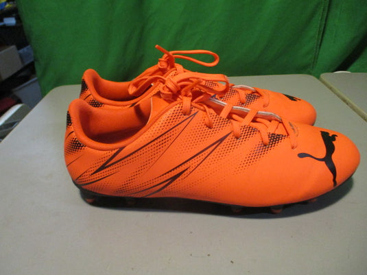 Used Puma Ultra Firm Size 6 Soccer Cleats