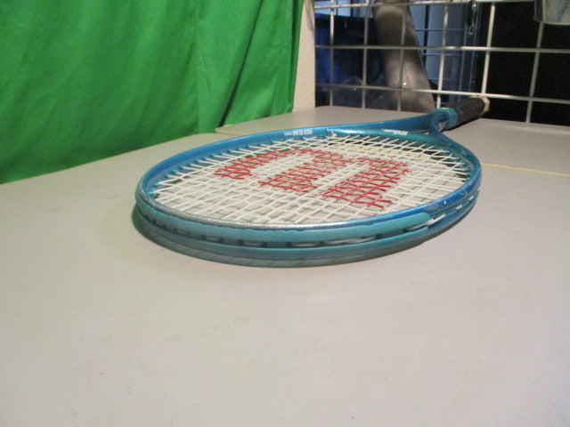 Load image into Gallery viewer, Used Wilson Advantage 95 27&quot; Tennis Racquet
