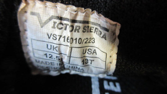Used Victor Sierra Soccer Cleats - Size 13T