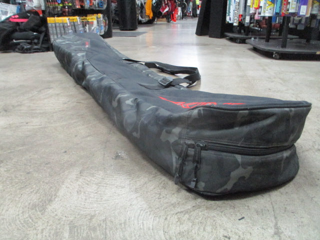 Load image into Gallery viewer, Used Dakine 180cm Padded Snowboard Bag (Has Wear Inside Bag)
