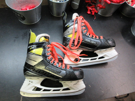 Used Bauer Supreme S37 Ice Hockey Skates - Size 4
