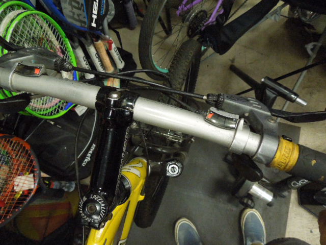 Load image into Gallery viewer, Used Specialized StumpjumperPro M2 with Thudbuster Seat Needs Service
