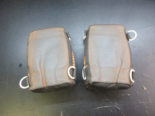 Used Easton Knee Savers - Size Small