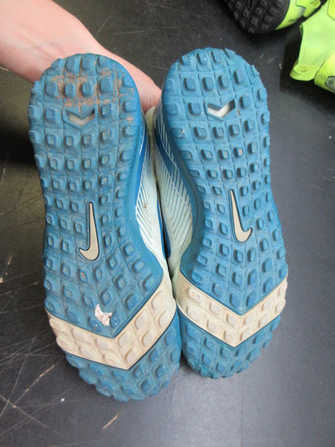Load image into Gallery viewer, Used Nike Jr. Mercurial Superfly 10 Academy Indoor Soccer Shoes - Size Youth 5
